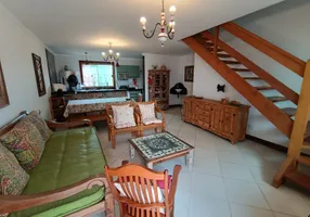 Foto 1 de Casa de Condomínio com 3 Quartos à venda, 174m² em Nova Guarapari, Guarapari