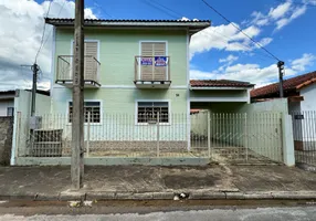 Foto 1 de Casa com 2 Quartos à venda, 200m² em Centro, Jacutinga