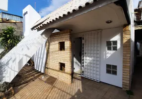 Foto 1 de Casa com 4 Quartos para venda ou aluguel, 300m² em São Francisco, São Luís