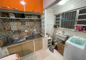 Foto 1 de Apartamento com 2 Quartos à venda, 56m² em Vila Guilhermina, Praia Grande