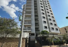 Foto 1 de Apartamento com 3 Quartos à venda, 190m² em Centro, Bauru