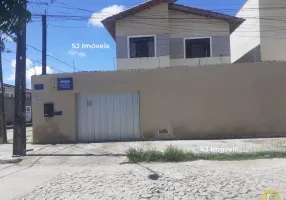 Foto 1 de Casa com 4 Quartos para alugar, 264m² em Edson Queiroz, Fortaleza