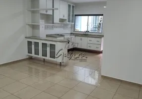 Foto 1 de Sobrado com 3 Quartos à venda, 207m² em Olímpico, São Caetano do Sul