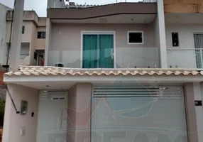 Foto 1 de Casa com 2 Quartos à venda, 150m² em Lagoa, Macaé