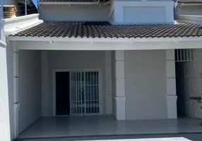 Foto 1 de Casa com 3 Quartos à venda, 175m² em Sapiranga, Fortaleza