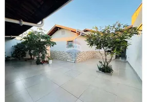 Foto 1 de Casa com 3 Quartos à venda, 173m² em Jardim Costa Verde, Araras