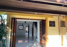 Foto 1 de Sobrado com 2 Quartos à venda, 85m² em Capao Novo, Capão da Canoa