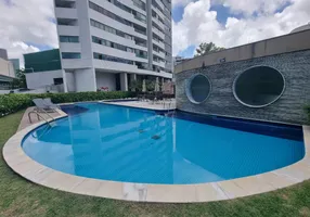Foto 1 de Apartamento com 4 Quartos para alugar, 200m² em Casa Forte, Recife