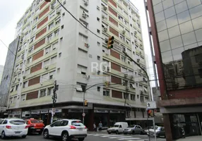 Foto 1 de Apartamento com 3 Quartos à venda, 75m² em Centro, Porto Alegre