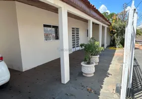 Foto 1 de Casa com 4 Quartos à venda, 260m² em CPA II, Cuiabá