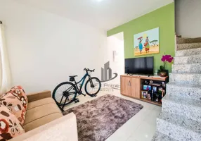 Foto 1 de Casa de Condomínio com 2 Quartos à venda, 64m² em Roma, Volta Redonda