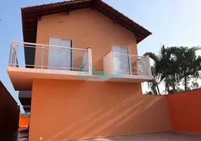 Foto 1 de Sobrado com 2 Quartos à venda, 50m² em Regina Maria , Mongaguá