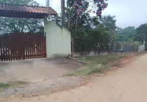 Foto 1 de Fazenda/Sítio com 3 Quartos à venda, 149m² em Centro, Biritiba Mirim