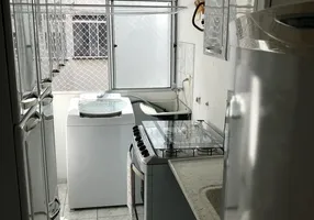 Foto 1 de Apartamento com 3 Quartos à venda, 60m² em Super Quadra, São Paulo