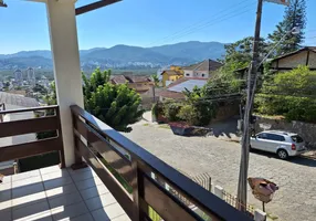 Foto 1 de Casa com 4 Quartos à venda, 232m² em Trindade, Florianópolis