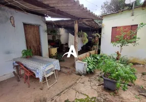 Foto 1 de Lote/Terreno à venda, 128m² em Segismundo Pereira, Uberlândia