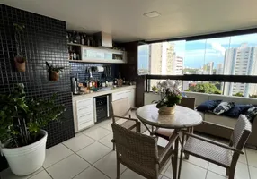 Foto 1 de Apartamento com 4 Quartos à venda, 146m² em Candeal, Salvador