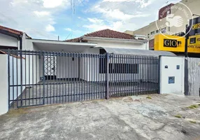 Foto 1 de Casa com 3 Quartos para alugar, 180m² em Centro, Pindamonhangaba