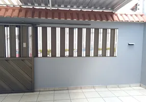 Foto 1 de Casa com 3 Quartos para alugar, 180m² em Avenida Parque das Laranjeiras, Manaus