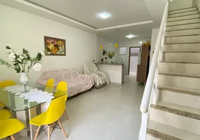 Foto 1 de Casa com 2 Quartos à venda, 88m² em Ogiva, Cabo Frio