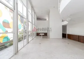 Foto 1 de Casa com 3 Quartos à venda, 550m² em Jardim Luzitânia, São Paulo