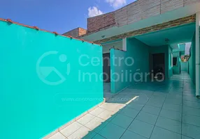 Foto 1 de Casa com 2 Quartos à venda, 76m² em Balneario Sao Joao Batista , Peruíbe