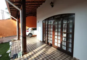 Foto 1 de Casa com 3 Quartos à venda, 80m² em Jardim Grandesp, Itanhaém