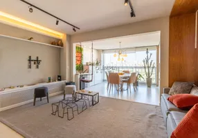 Foto 1 de Apartamento com 2 Quartos à venda, 112m² em Vila Olímpia, São Paulo
