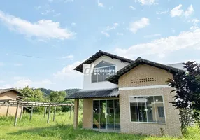 Foto 1 de Casa de Condomínio com 2 Quartos à venda, 100m² em Tinguá, Nova Iguaçu