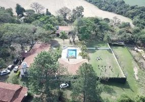 Foto 1 de Fazenda/Sítio com 7 Quartos à venda, 1500m² em Zona Rural, Aracoiaba da Serra