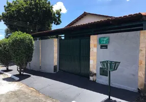 Foto 1 de Casa com 3 Quartos à venda, 246m² em Vila Aguiar, Goiânia