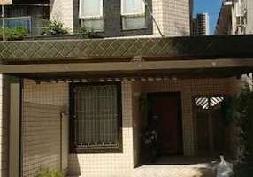 Foto 1 de Casa com 3 Quartos para venda ou aluguel, 172m² em Embaré, Santos