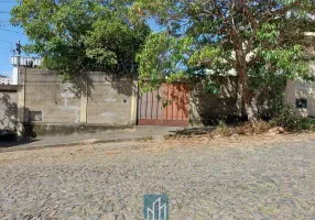 Foto 1 de Lote/Terreno à venda, 230m² em São José, Divinópolis