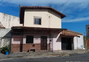 Foto 1 de Casa com 3 Quartos para alugar, 175m² em Engenheiro Luciano Cavalcante, Fortaleza