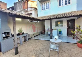 Foto 1 de Casa com 2 Quartos à venda, 149m² em Nova América, Nova Iguaçu