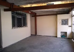 Foto 1 de Casa com 4 Quartos à venda, 120m² em Vila Nivi, São Paulo