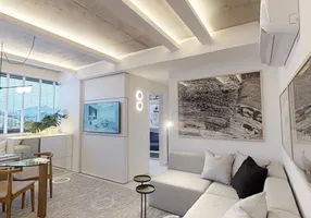 Foto 1 de Apartamento com 2 Quartos à venda, 53m² em Barra da Tijuca, Rio de Janeiro