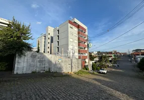 Foto 1 de Lote/Terreno à venda, 747m² em Sagrada Família, Caxias do Sul