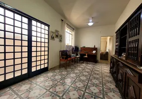 Foto 1 de Casa com 3 Quartos à venda, 160m² em Santo André, Belo Horizonte