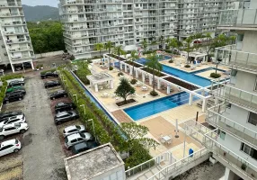 Foto 1 de Apartamento com 3 Quartos para alugar, 94m² em Recreio Dos Bandeirantes, Rio de Janeiro