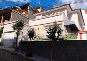 Foto 1 de Casa com 5 Quartos à venda, 263m² em Centro, Nova Friburgo