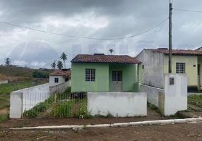Foto 1 de Casa com 2 Quartos à venda, 50m² em Centro, Glória do Goitá