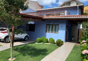 Foto 1 de Casa com 3 Quartos à venda, 209m² em Parque das Rosas, Cotia