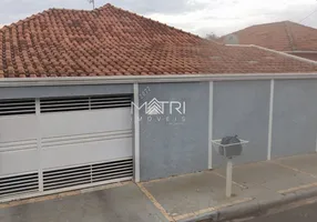 Foto 1 de Casa com 4 Quartos à venda, 212m² em Vila Xavier, Araraquara