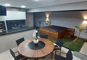 Foto 1 de Casa de Condomínio com 4 Quartos à venda, 211m² em Varanda Sul, Uberlândia