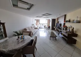 Foto 1 de Apartamento com 4 Quartos à venda, 203m² em Cabo Branco, João Pessoa