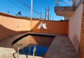 Foto 1 de Casa de Condomínio com 2 Quartos à venda, 66m² em Vila Vera Cruz, Mongaguá