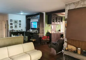 Foto 1 de Sobrado com 3 Quartos à venda, 270m² em Interlagos, São Paulo