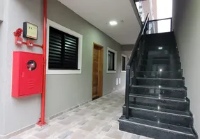 Foto 1 de Apartamento com 2 Quartos para venda ou aluguel, 42m² em Água Rasa, São Paulo