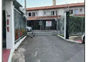Foto 1 de Casa com 2 Quartos à venda, 65m² em Parque Residencial Laranjeiras, Serra